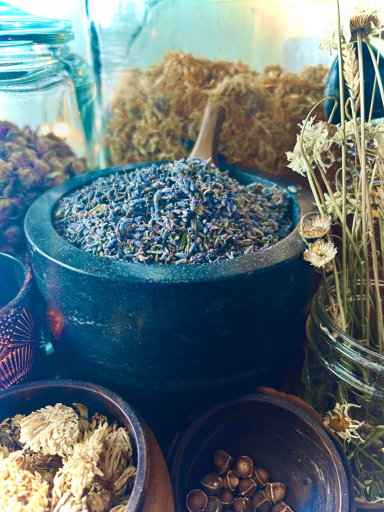 Lavender Flowers Whole Organic (Lavandula)